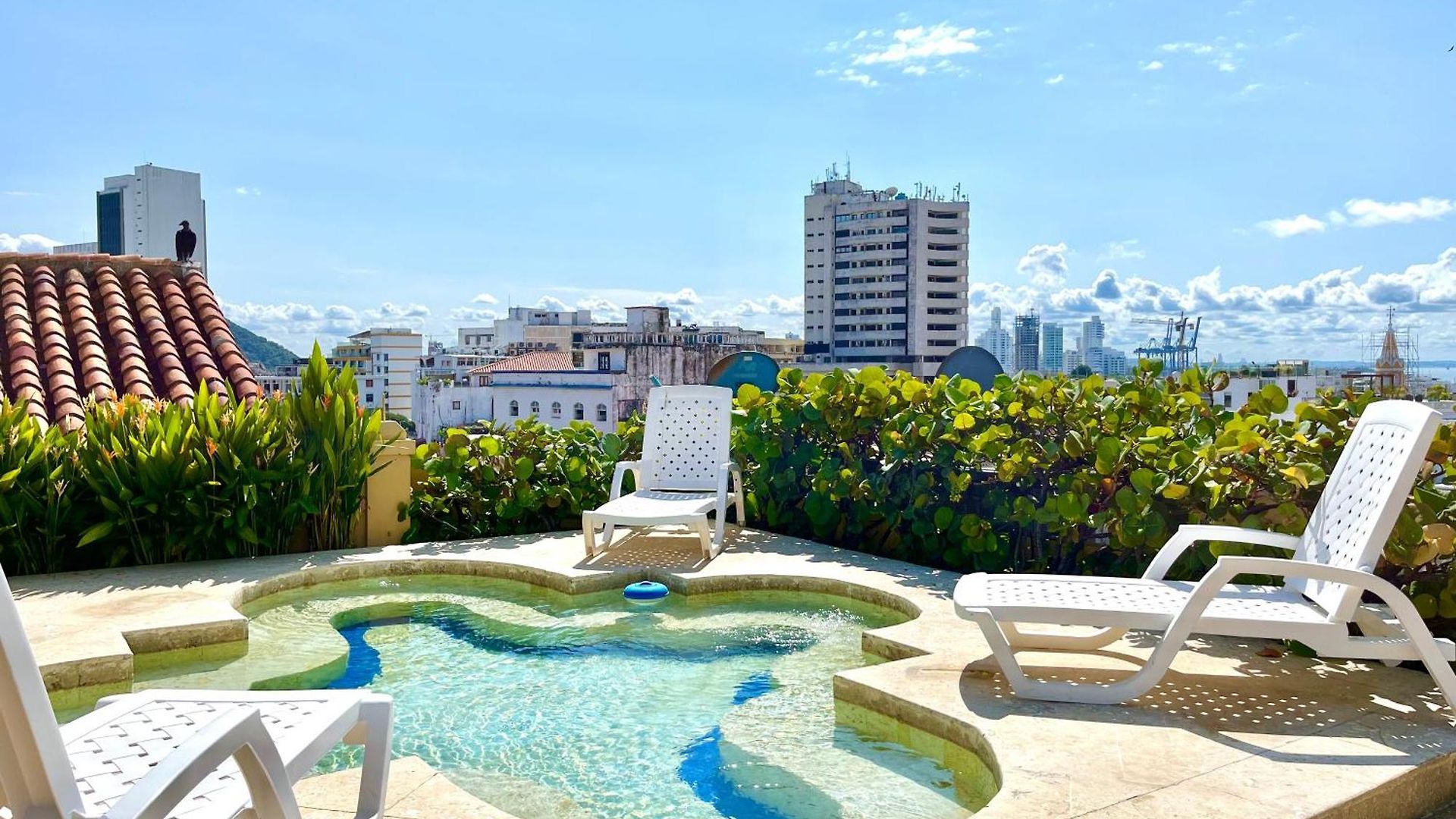 By Calamari Homes - El Porvenir 404 Walled *