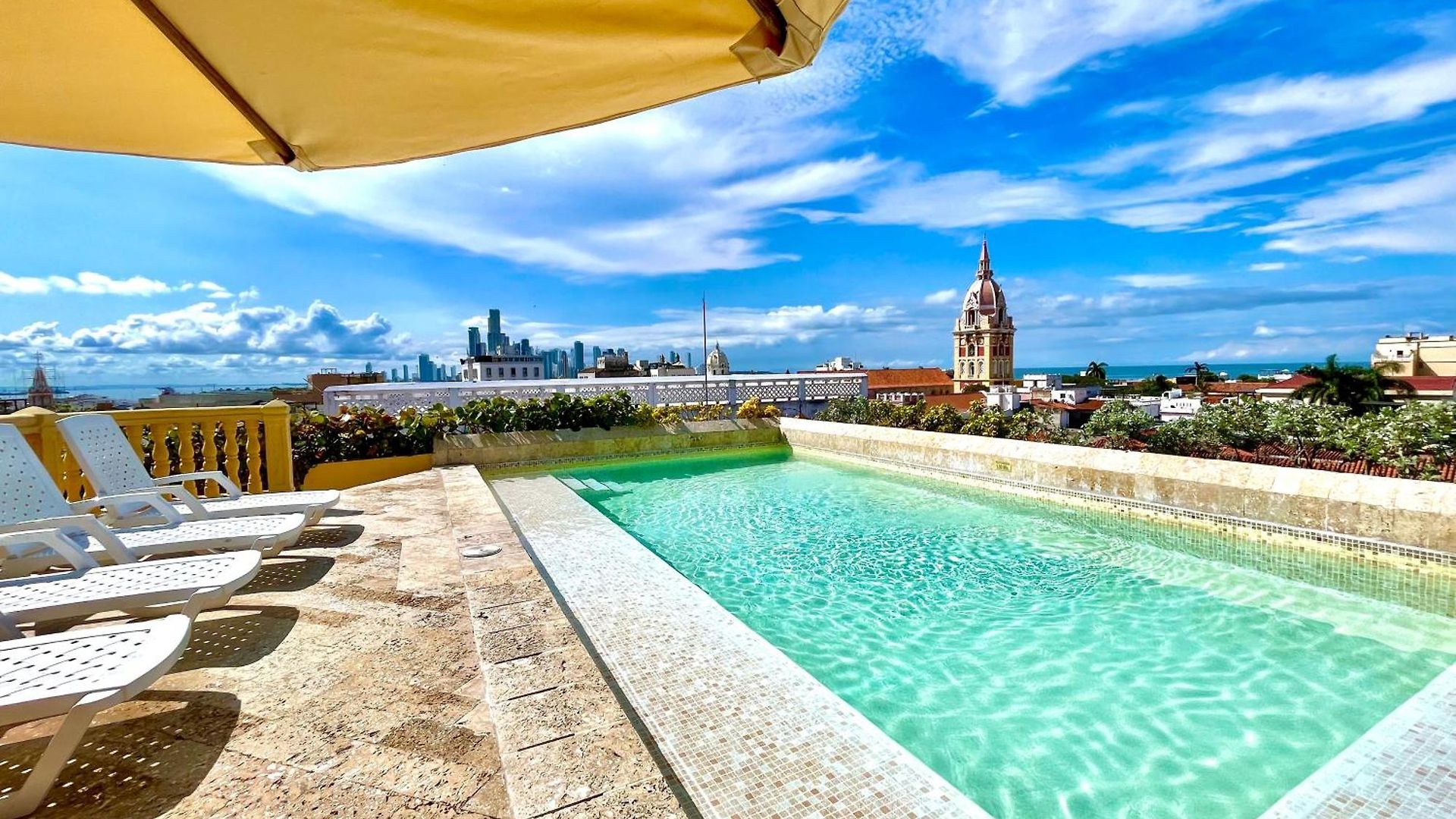 By Calamari Homes - El Porvenir 404 Walled * Cartagena