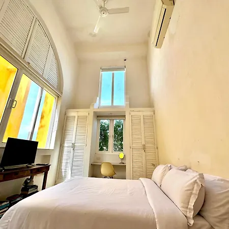 By Calamari Homes - El Porvenir 404 Walled Apartamento *